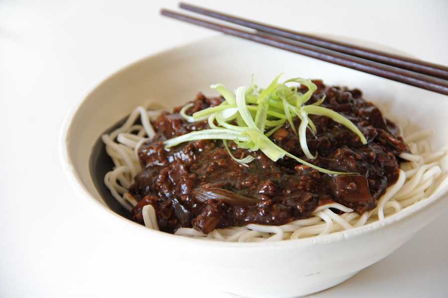 Vegan Korean Jajangmyeon East Meets Kitchen